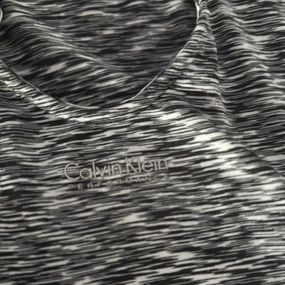 Women's Black and Gray Top - Picture 2 of 5